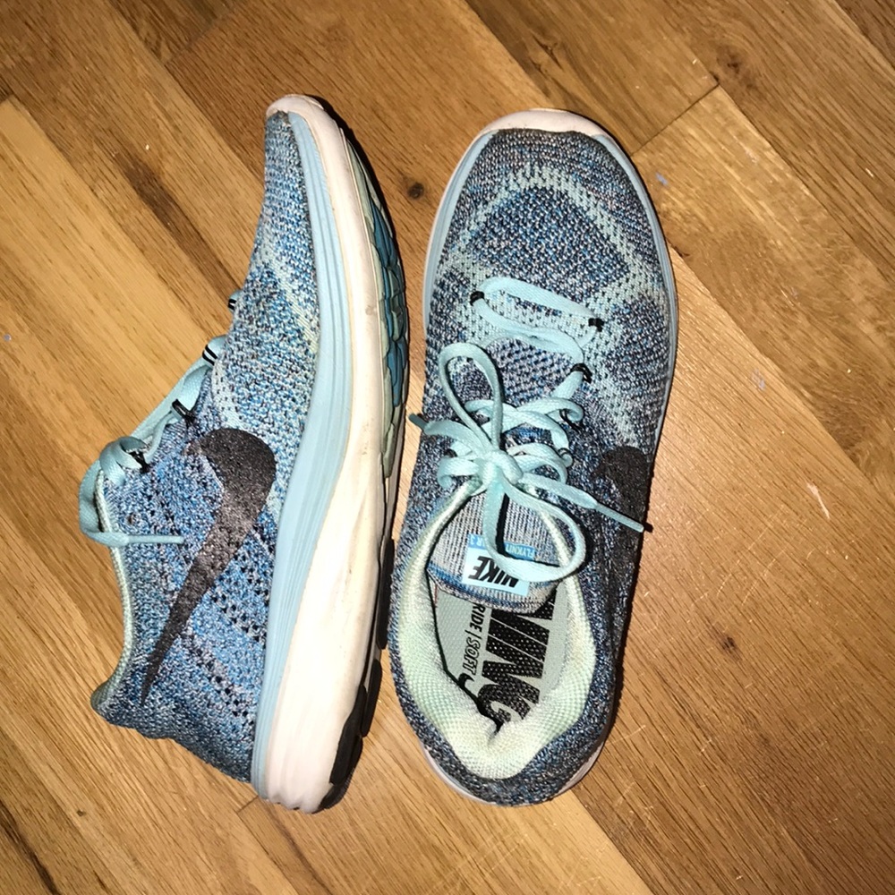 Nike flyknit lunar 3 running shoes
